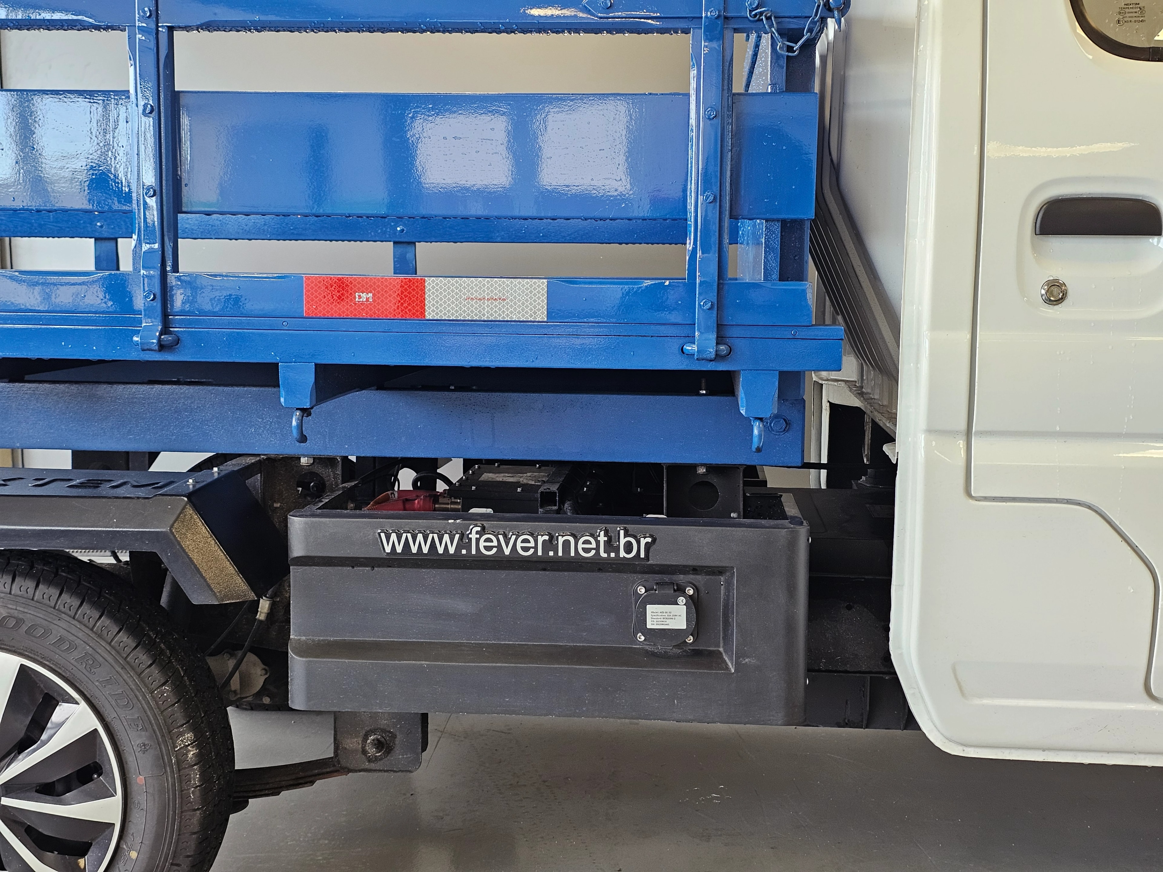 Carroceria em madeira FEVER